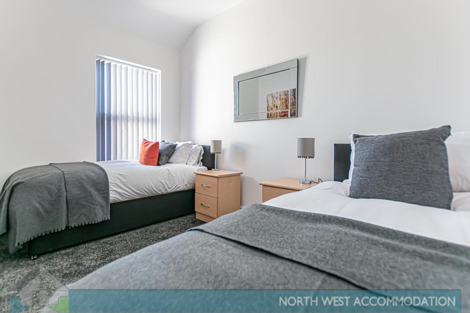 Wellfield Serviced Accommodation Warrington Eksteriør bilde