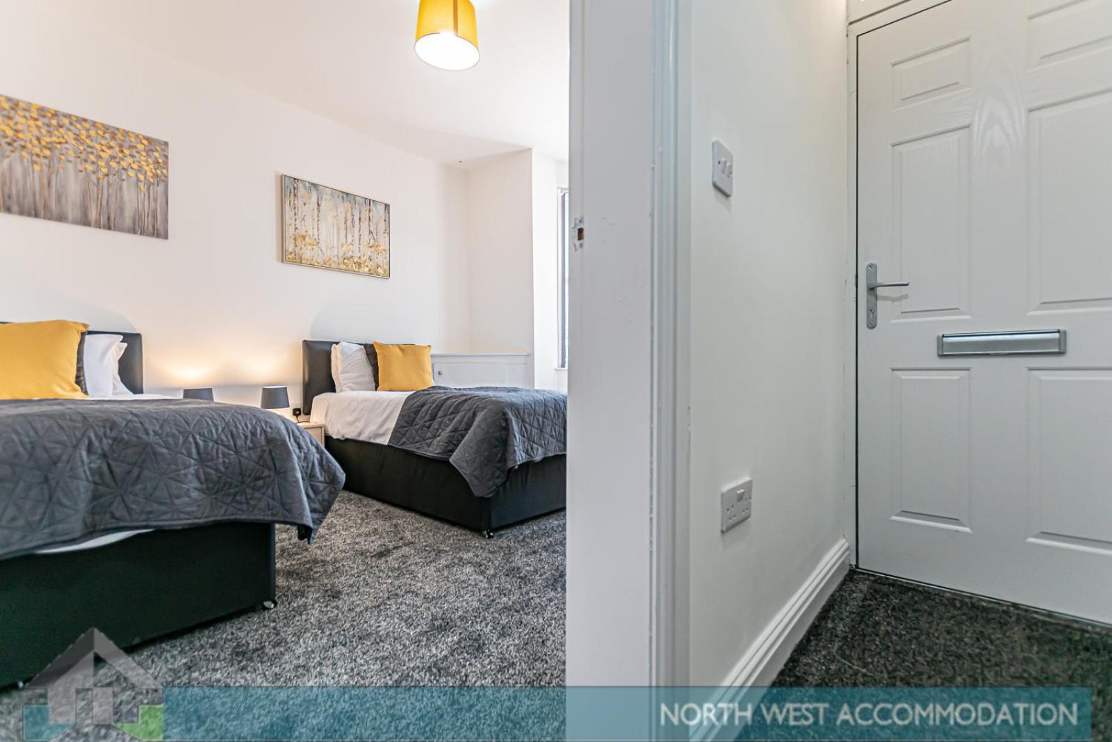 Wellfield Serviced Accommodation Warrington Eksteriør bilde