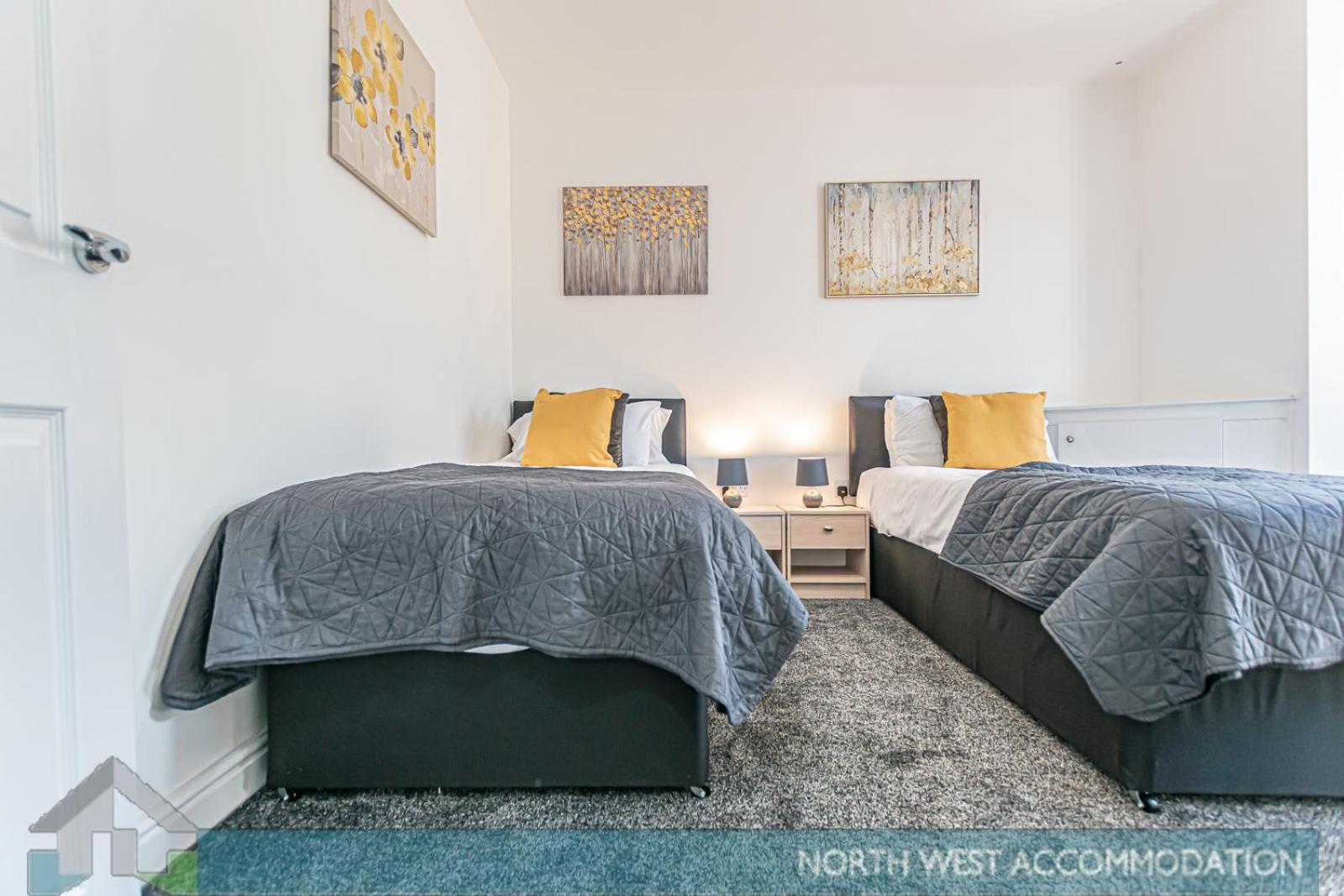 Wellfield Serviced Accommodation Warrington Eksteriør bilde