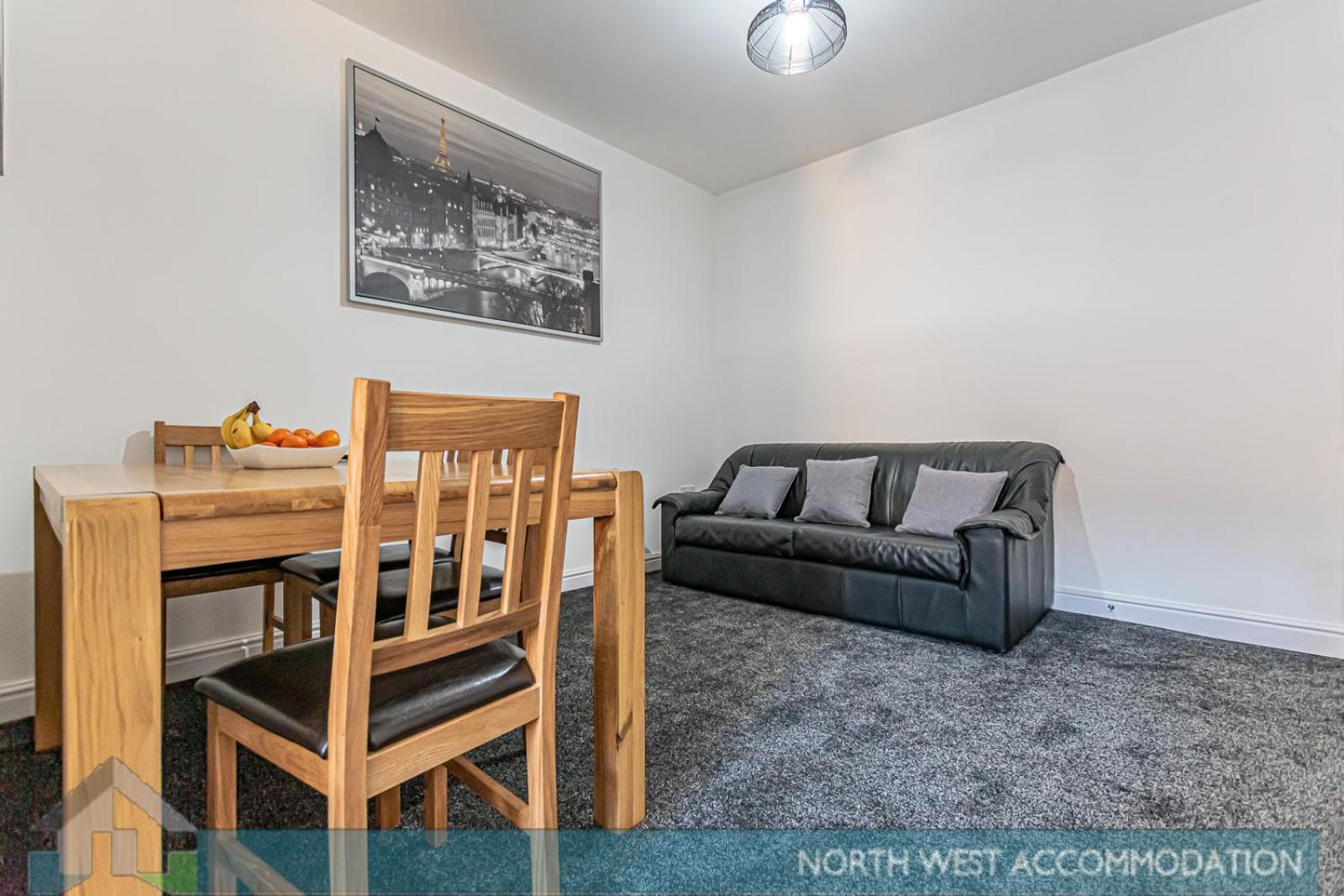 Wellfield Serviced Accommodation Warrington Eksteriør bilde
